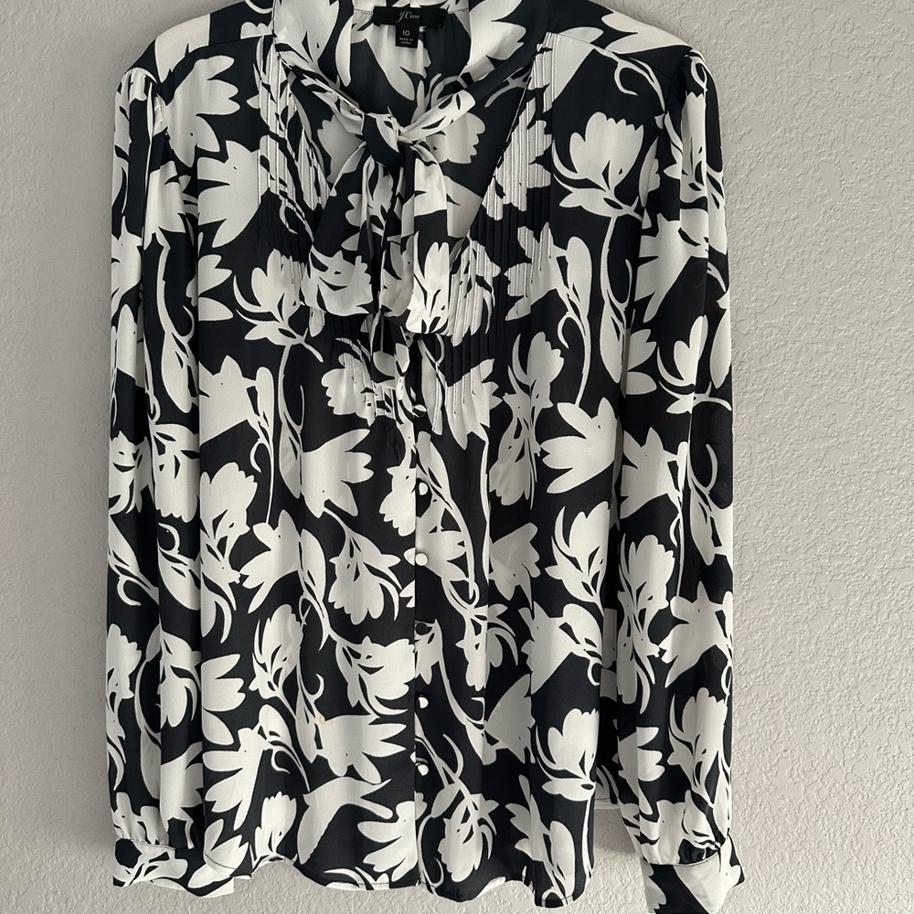 J.Crew Navy and White Floral Blouse
